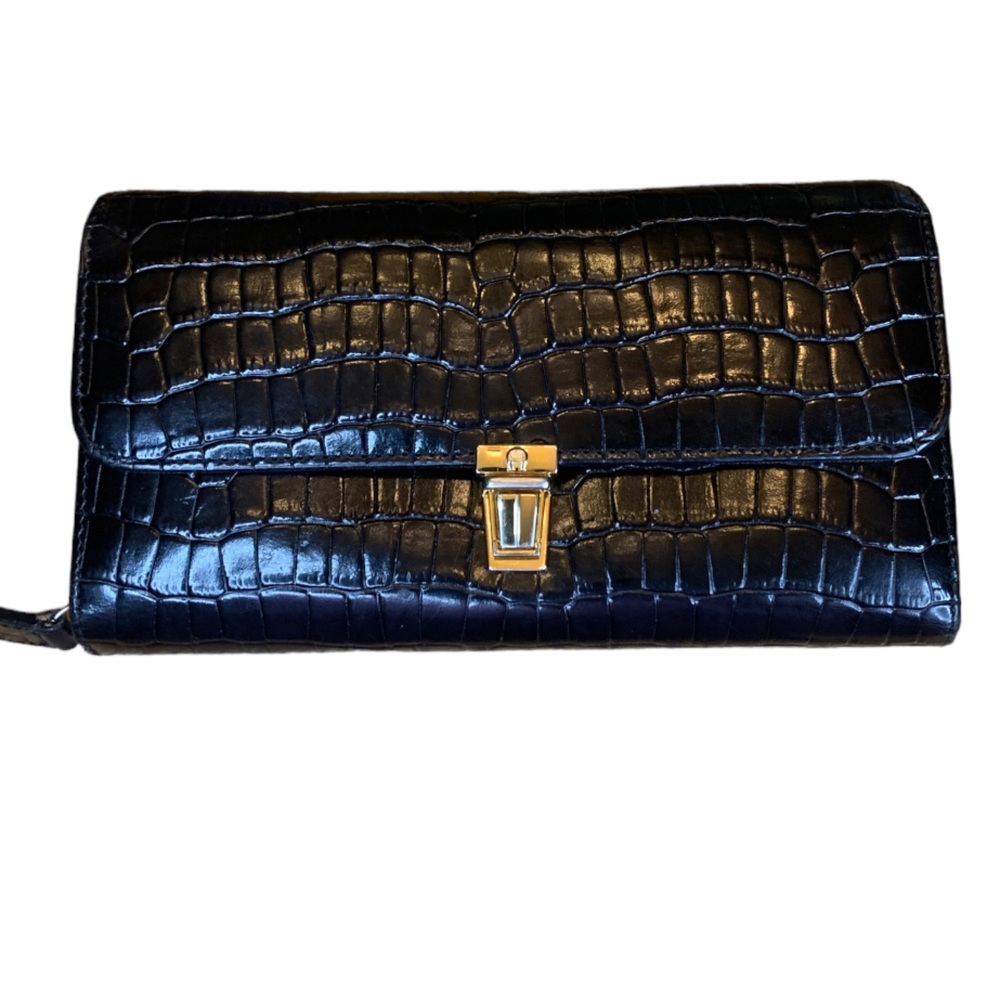 Etienne Aigner Black Leather Tri Fold Wallet Faux Crocodile